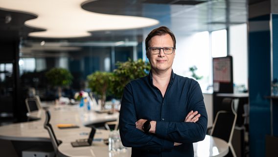 «Київстар» інвестує в майбутнє: як телеком-гігант будує енергонезалежну мережу та покращує зв'язок в Україні під час війни. Інтерв’ю з СТО компанії